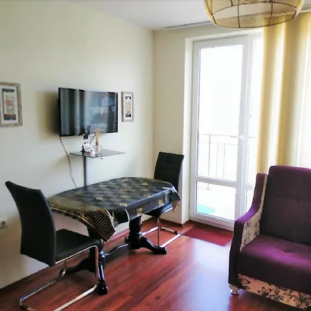 شقة Private In Holiday Fort Club *