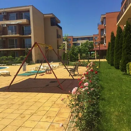 شقة Private In Holiday Fort Club